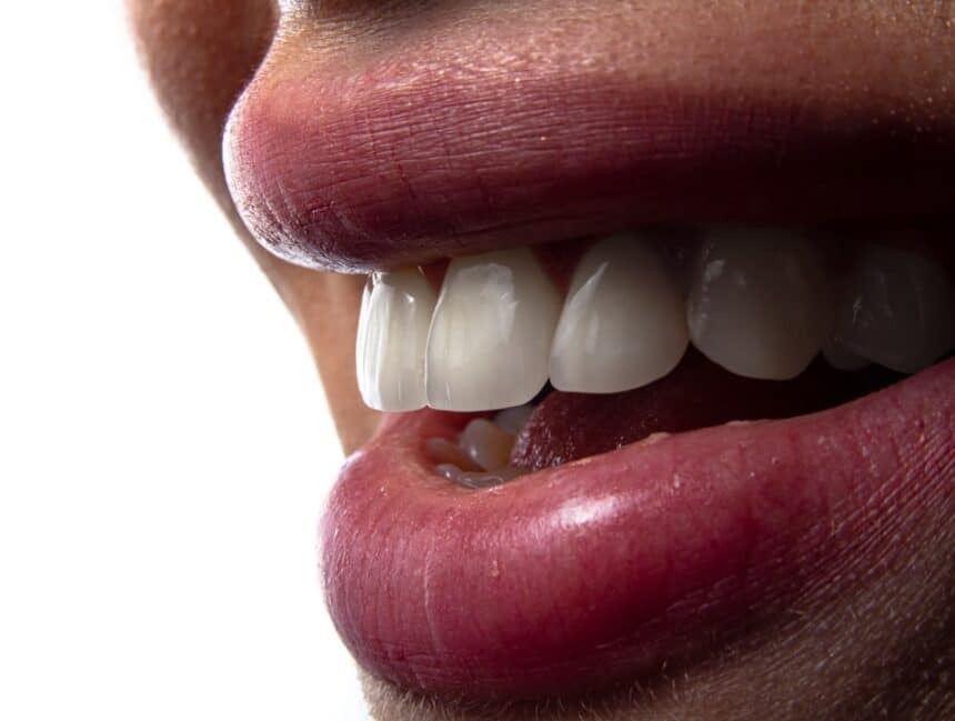 Say Goodbye to Tobacco Stains with These Proven Teeth Cleaning Methods