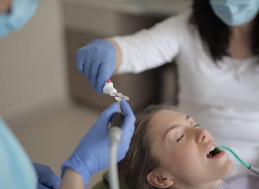 The Deep Dive into Tooth Scale Removal and Root Planing