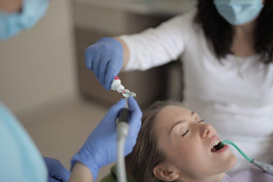 The Deep Dive into Tooth Scale Removal and Root Planing