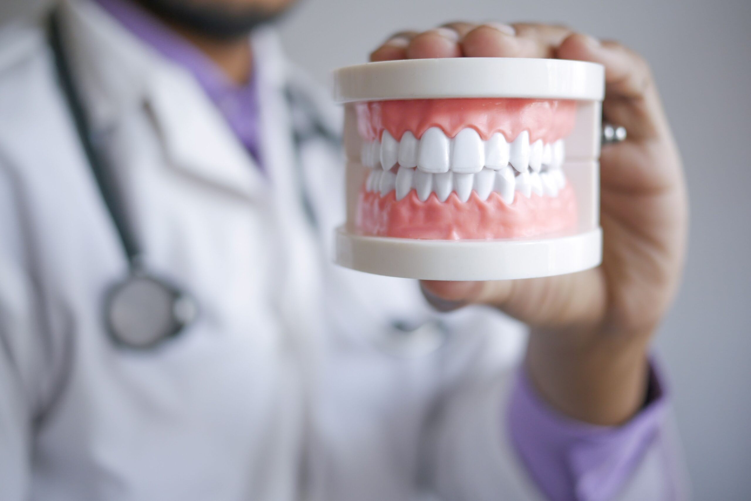 What Does a Fake Tooth Cost? Breaking Down the Price of a New Smile