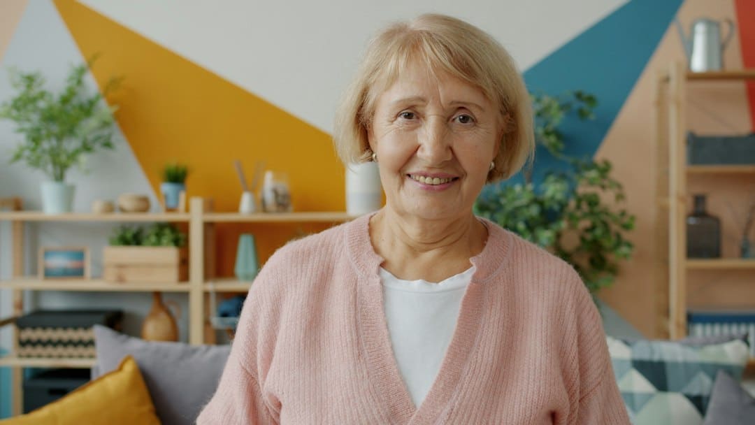 Safe and Effective Teeth Whitening Options for Older Adults